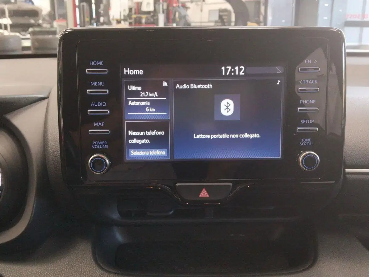 Toyota Yaris usata a Roma (9)