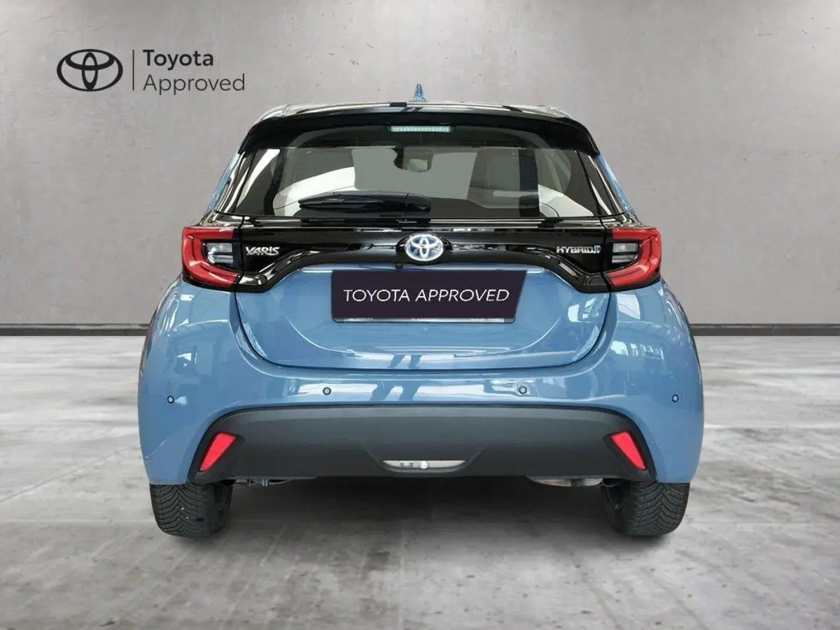 Toyota Yaris usata a Roma (11)