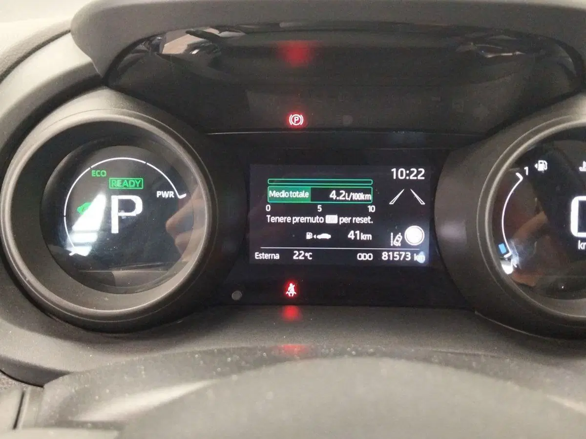 Toyota Yaris usata a Roma (8)