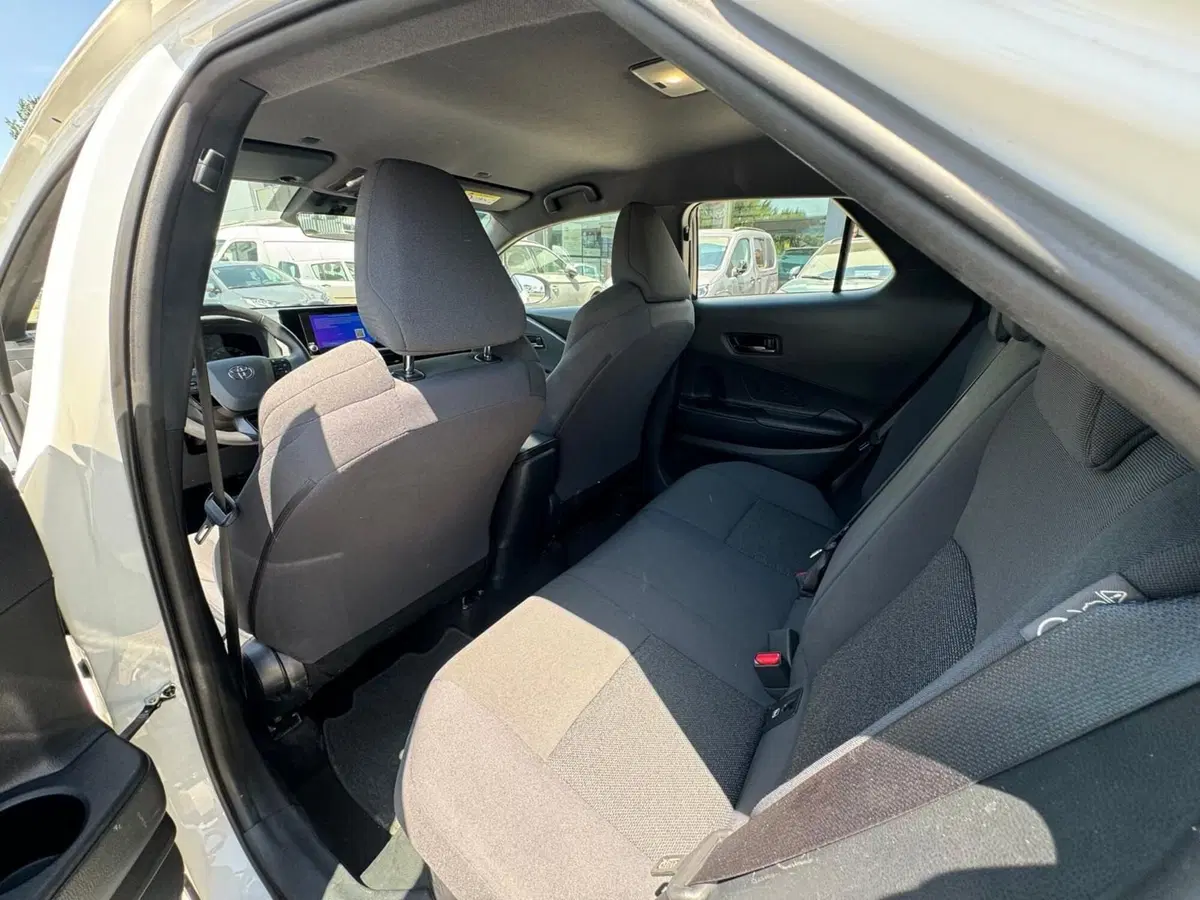 Toyota Toyota C-HR usata a Modena (14)