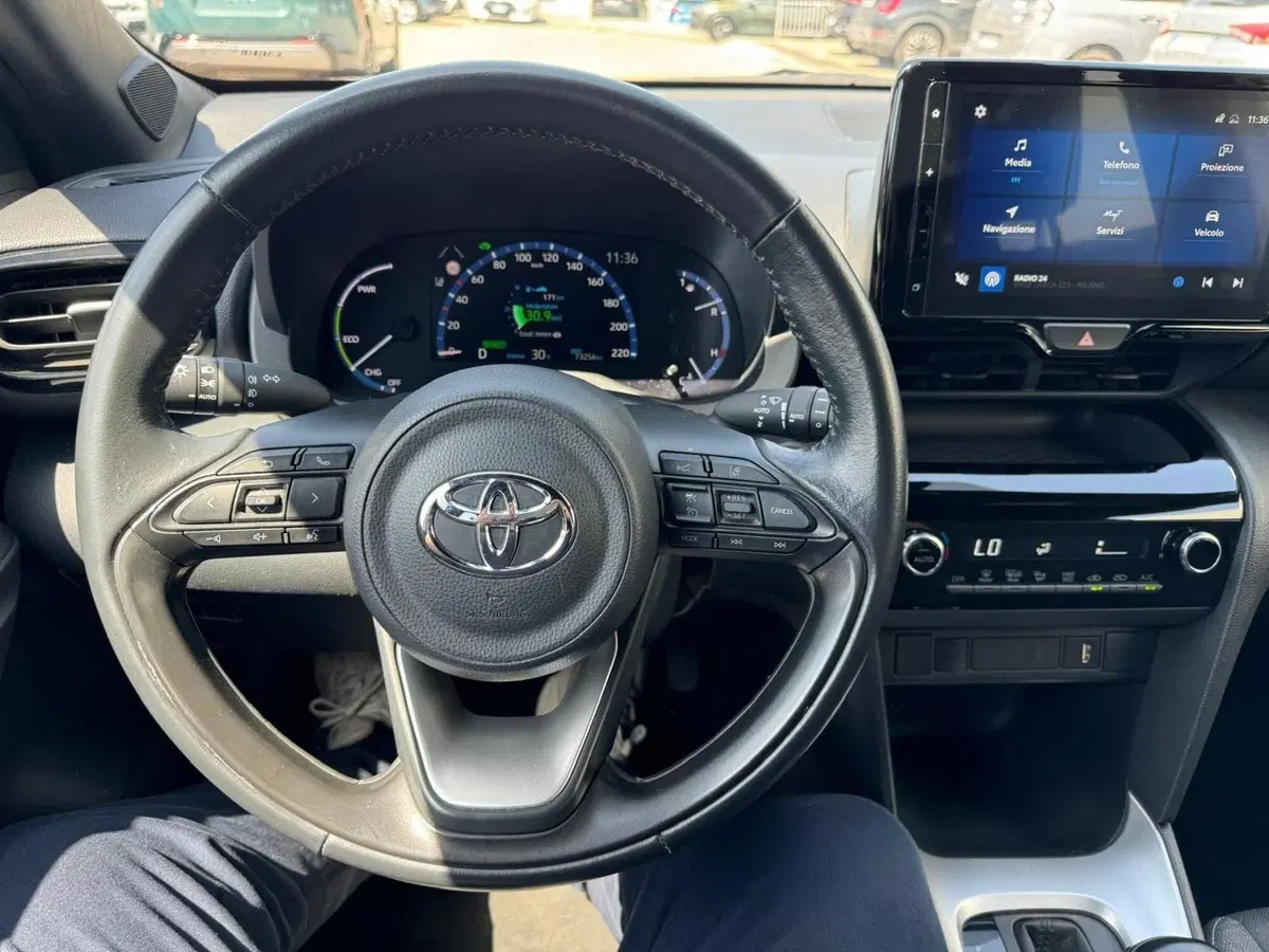Toyota Yaris Cross usata a Modena (11)