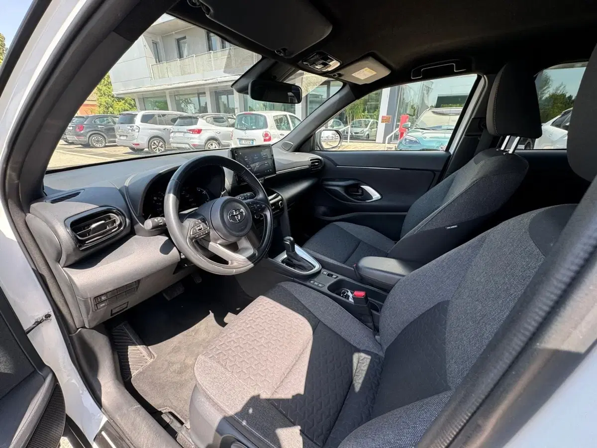 Toyota Yaris Cross usata a Modena (12)