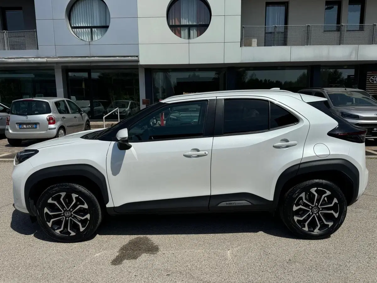 Toyota Yaris Cross usata a Modena (9)