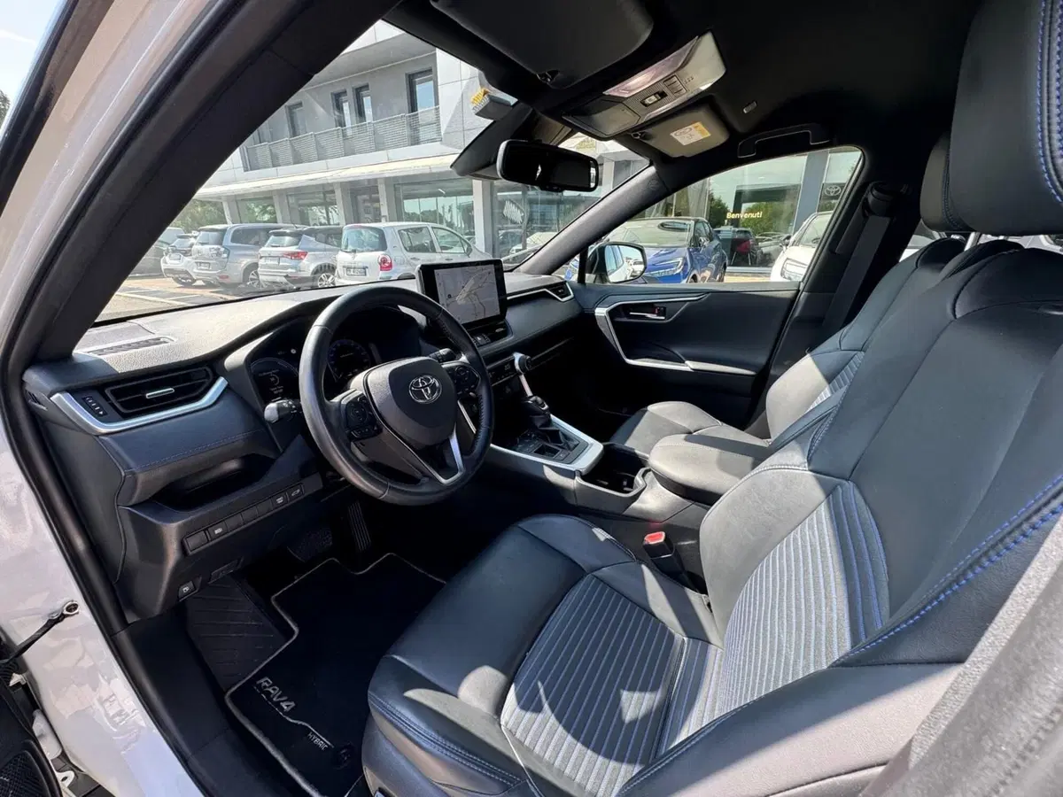 Toyota Rav4 usata a Modena (12)