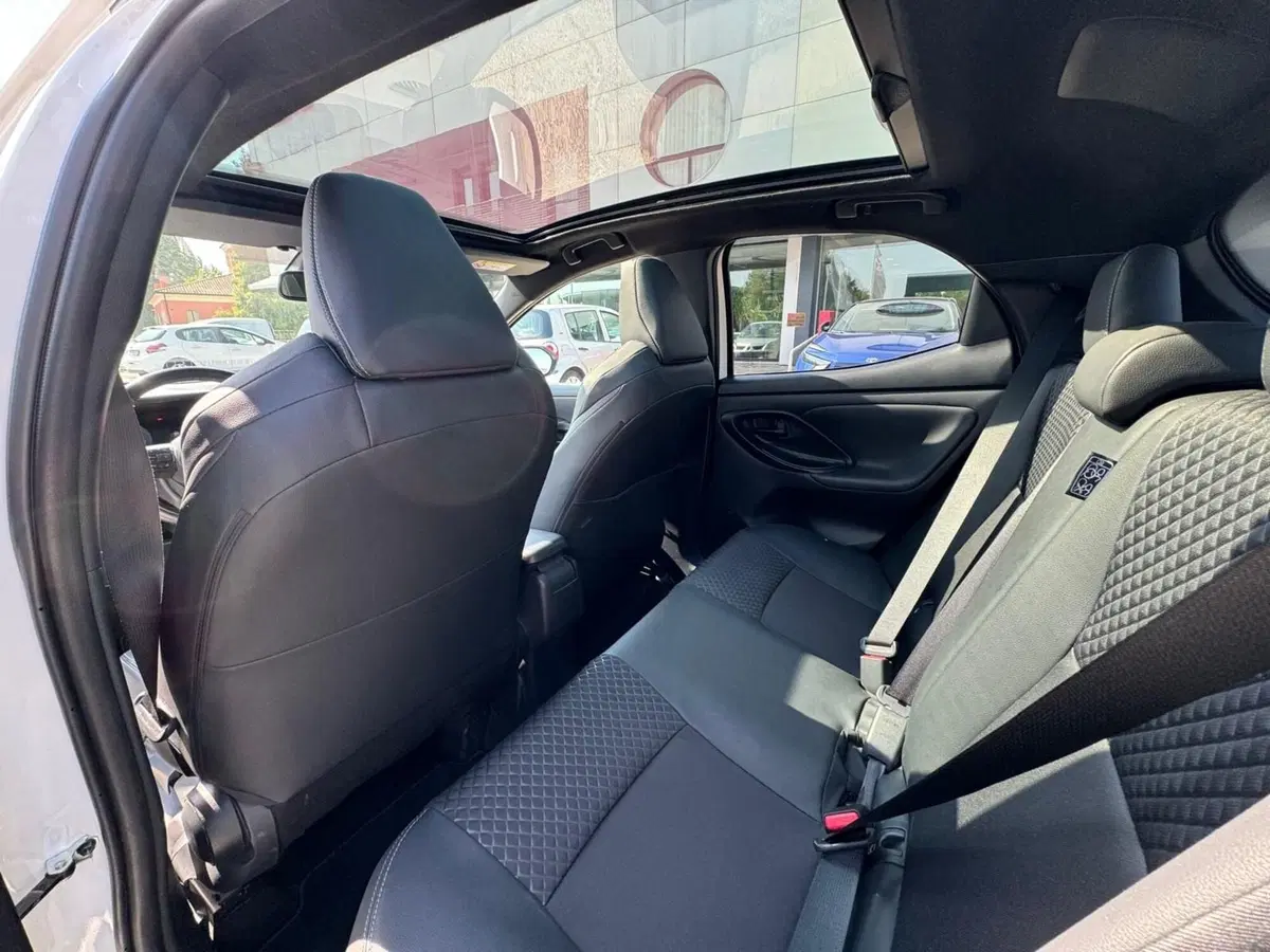 Toyota Yaris usata a Modena (14)
