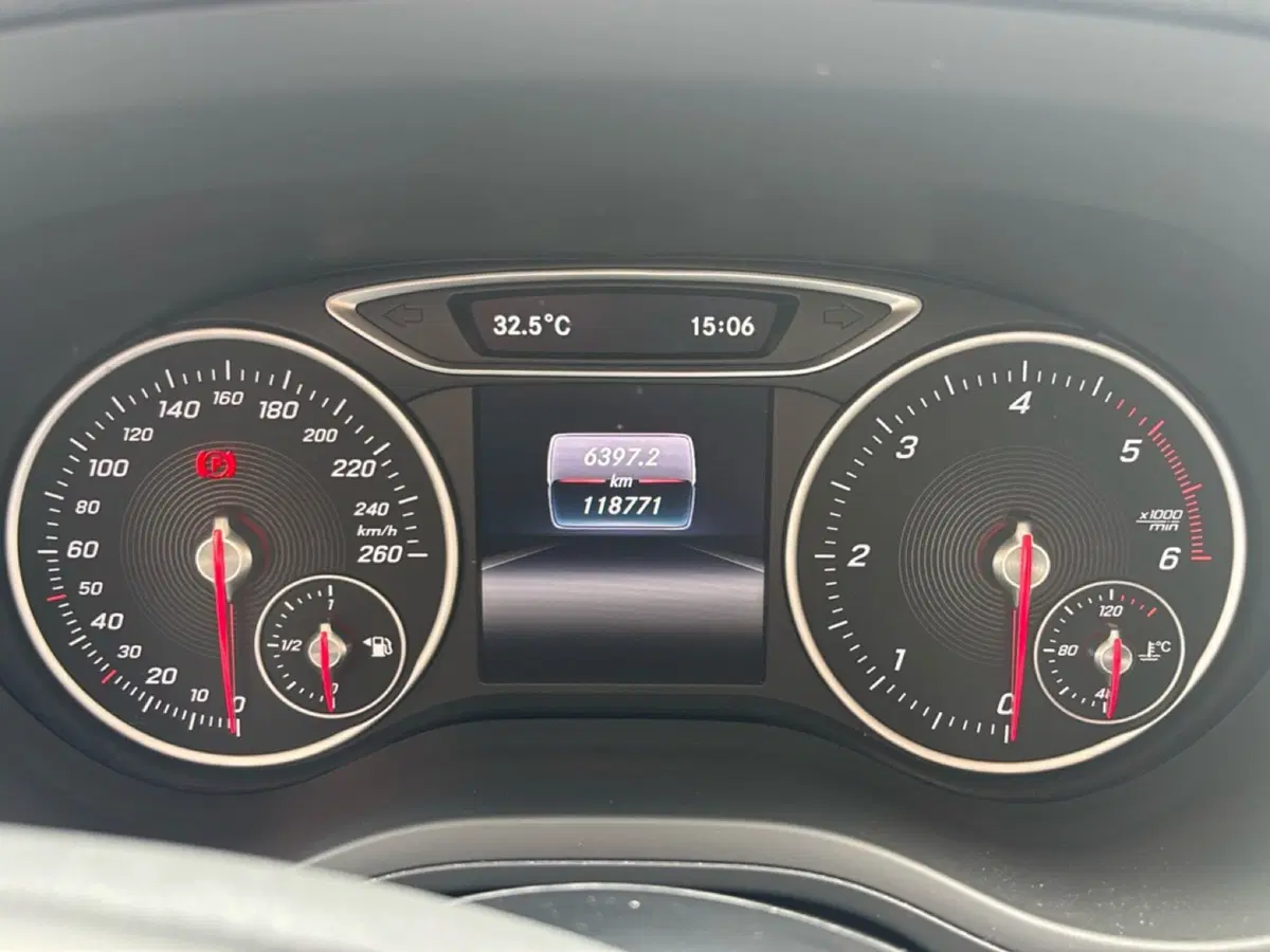 Mercedes-Benz Classe B usata a Bologna (10)