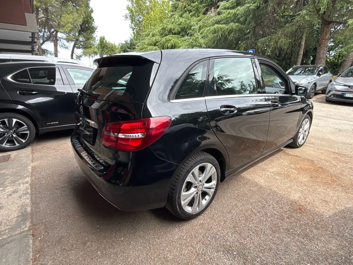 Mercedes-Benz Classe B usata a Bologna (6)