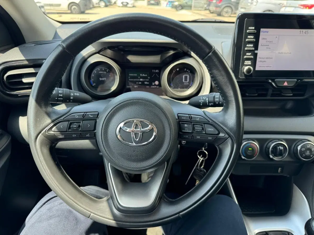 Toyota Yaris usata a Modena (11)