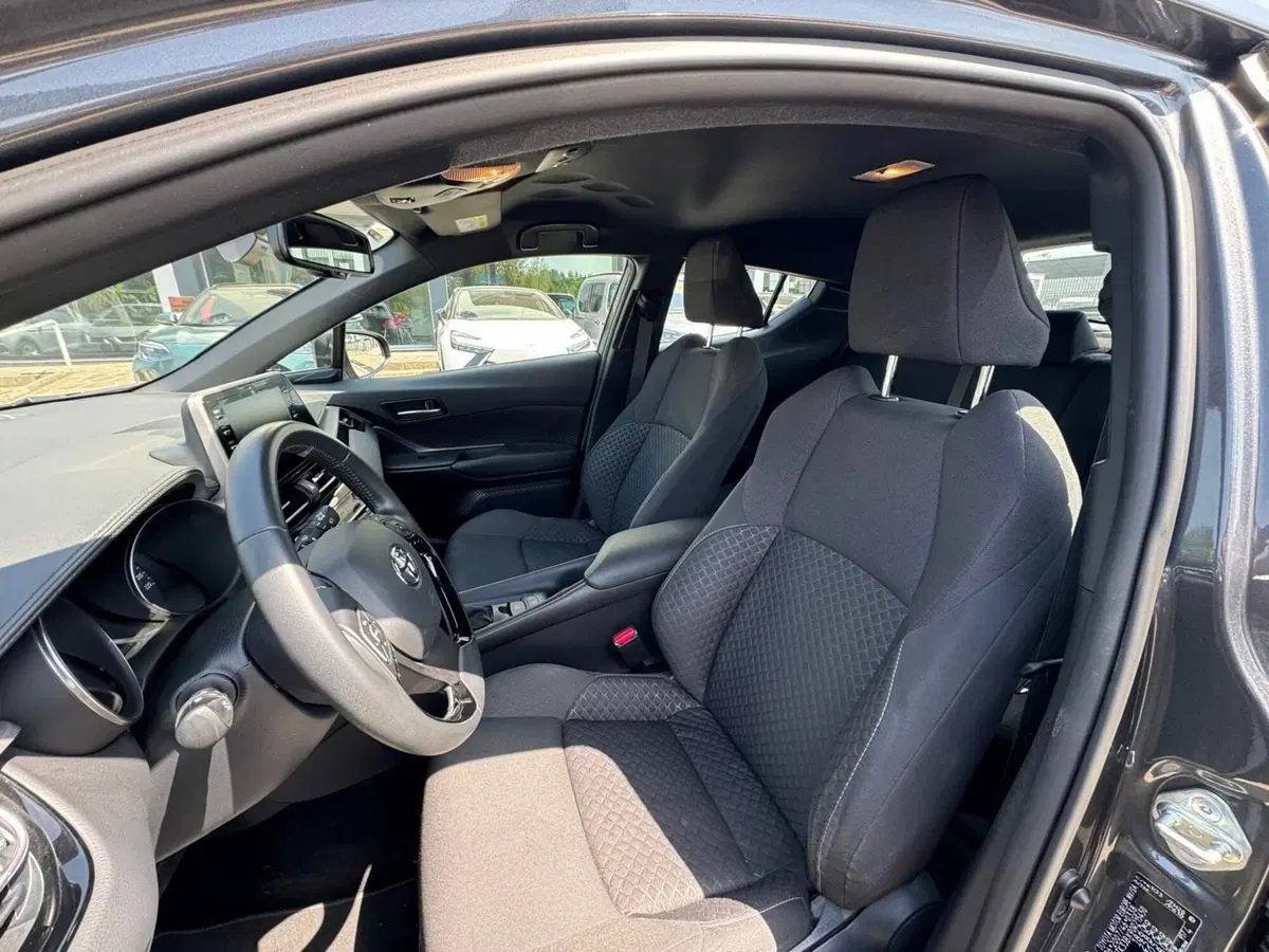 Toyota Toyota C-HR usata a Modena (13)