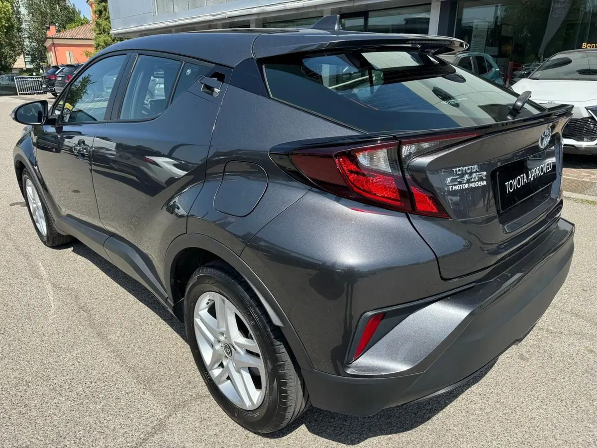 Toyota Toyota C-HR usata a Modena (8)