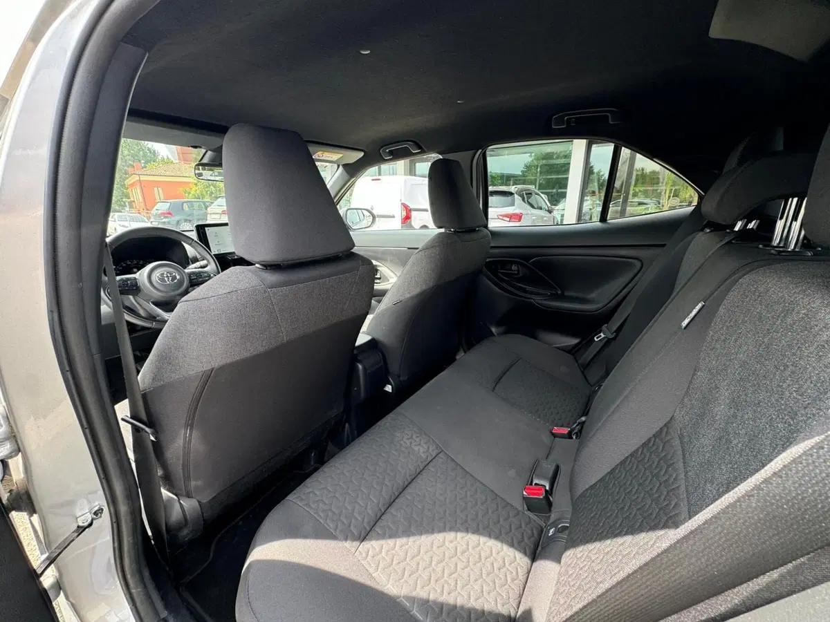 Toyota Yaris Cross usata a Modena (14)