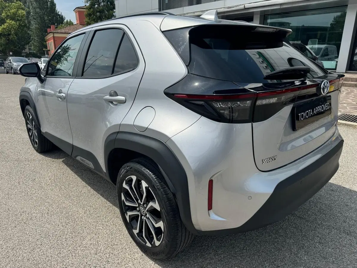 Toyota Yaris Cross usata a Modena (8)