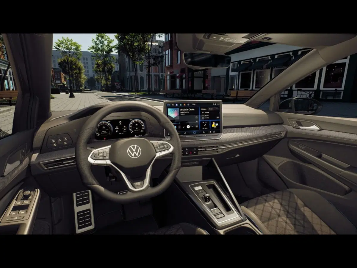 Volkswagen Golf nuova a Livorno (6)
