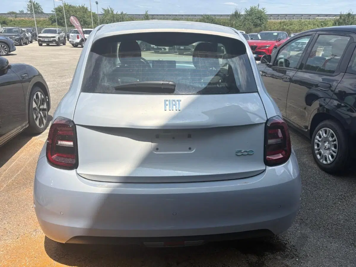 Fiat 500 Cabrio nuova a Siena (3)
