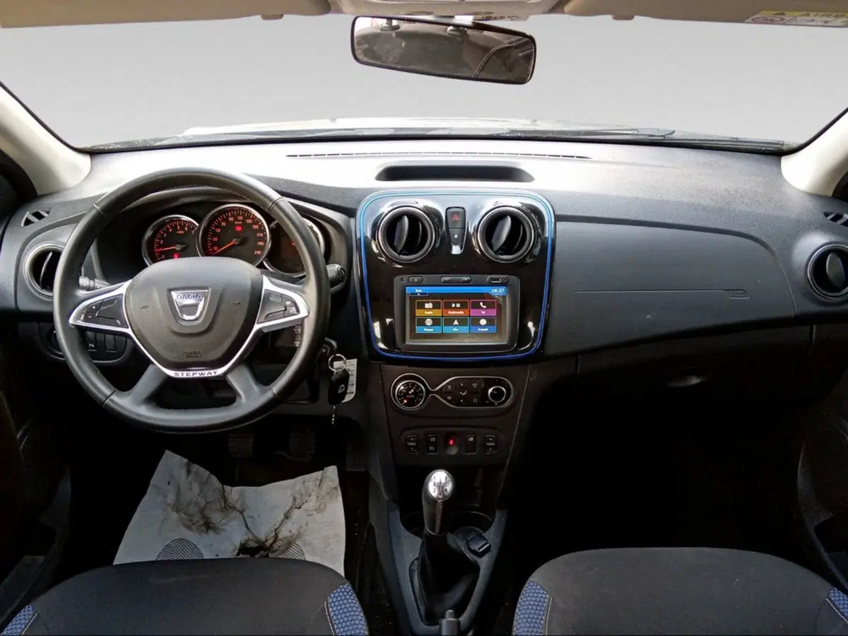 Dacia Sandero usata a Grosseto (12)