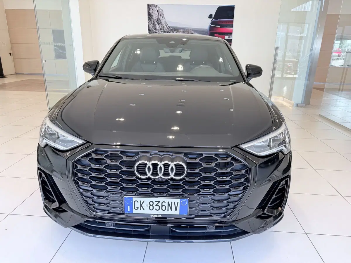 Audi Q3 Sportback usata a Latina (3)