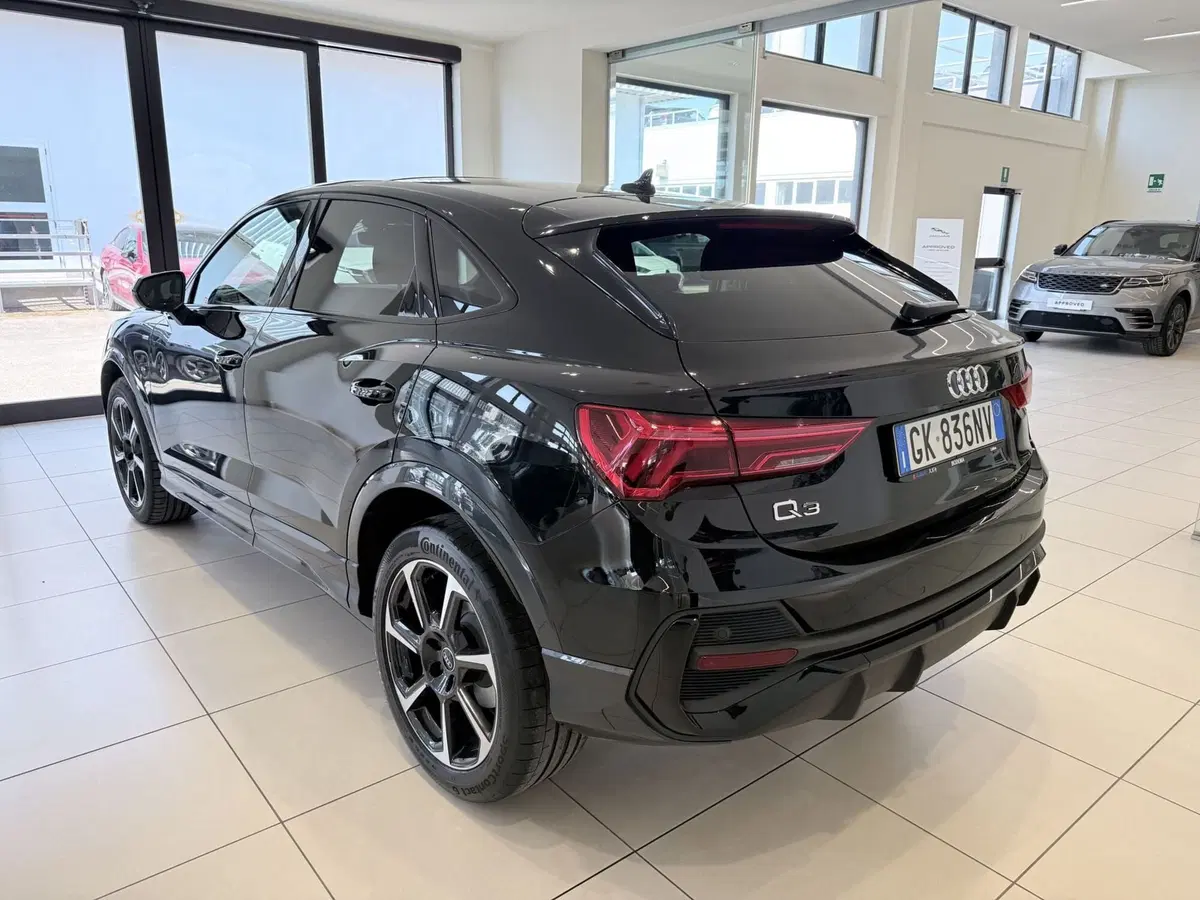 Audi Q3 Sportback usata a Latina (7)