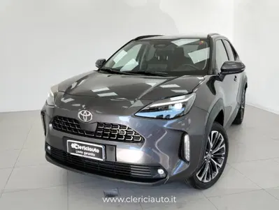 Toyota Yaris Cross Lounge fwd 130cv e-cvt del 2025 usata a Lurate Caccivio