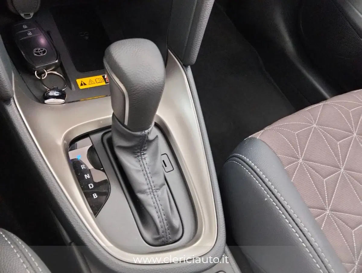 Toyota Yaris Cross usata a Como (18)