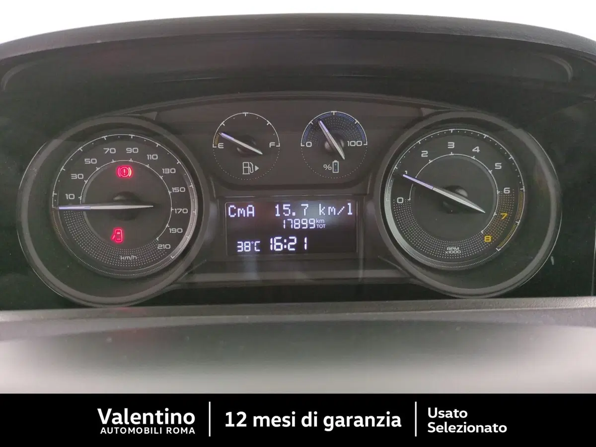 Lancia Ypsilon usata a Roma (15)