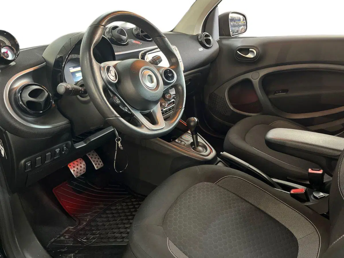 smart Fortwo usata a Taranto (10)