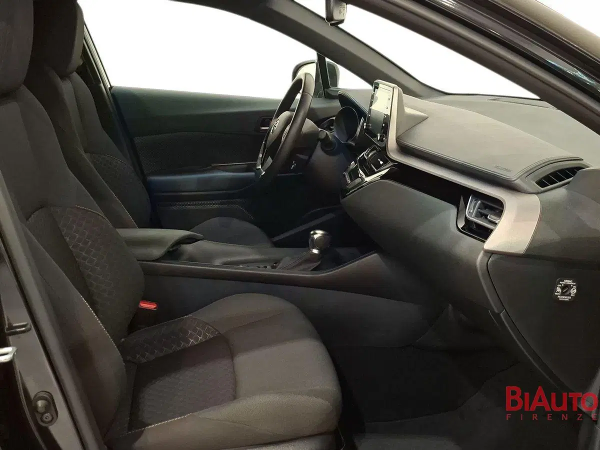 Toyota Toyota C-HR usata a Firenze (18)