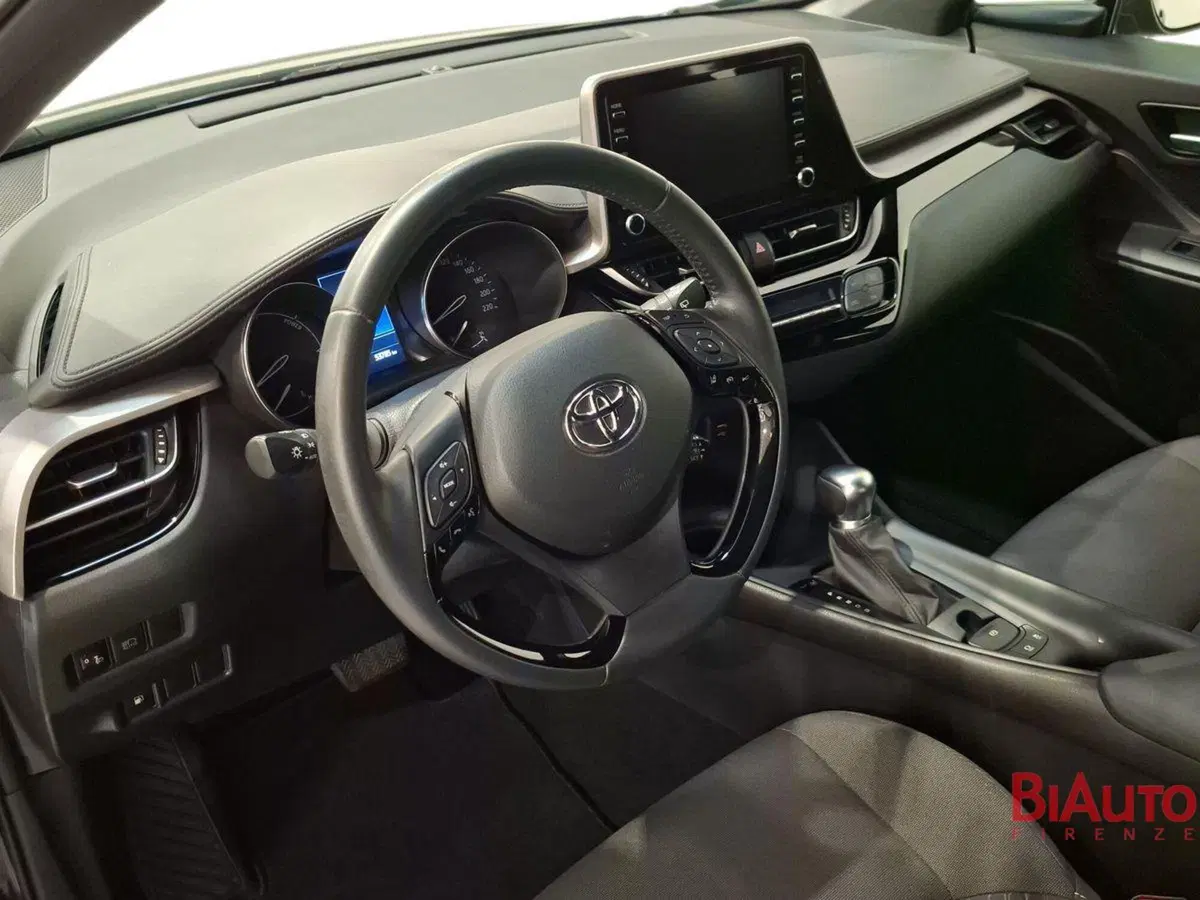 Toyota Toyota C-HR usata a Firenze (7)