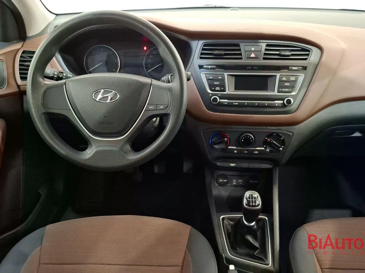 Hyundai i20 usata a Firenze (7)