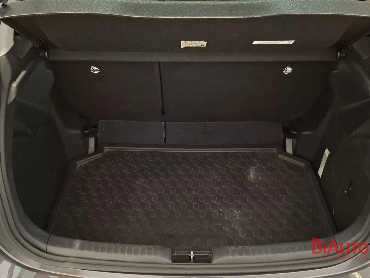 Toyota Yaris usata a Firenze (6)