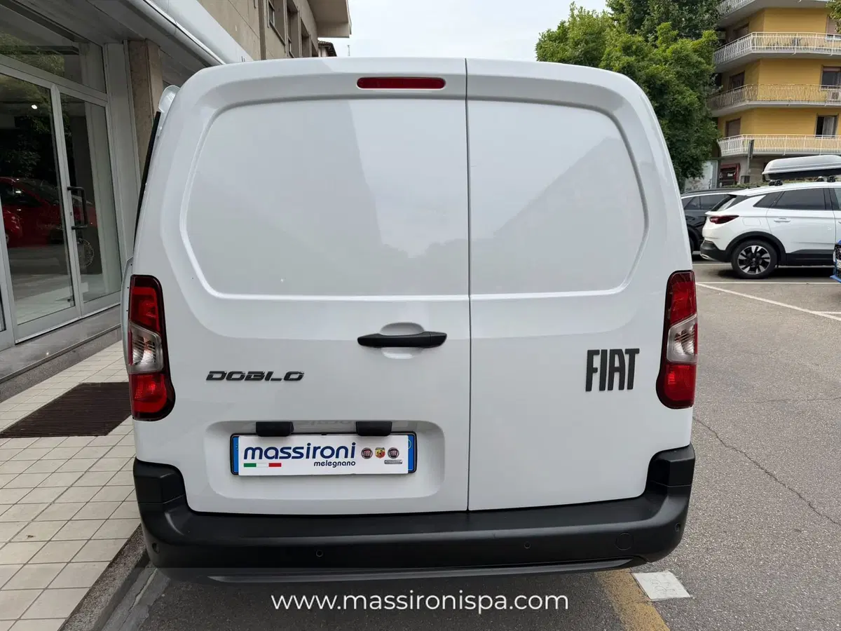 Fiat Doblò Furgone usata a Milano (14)