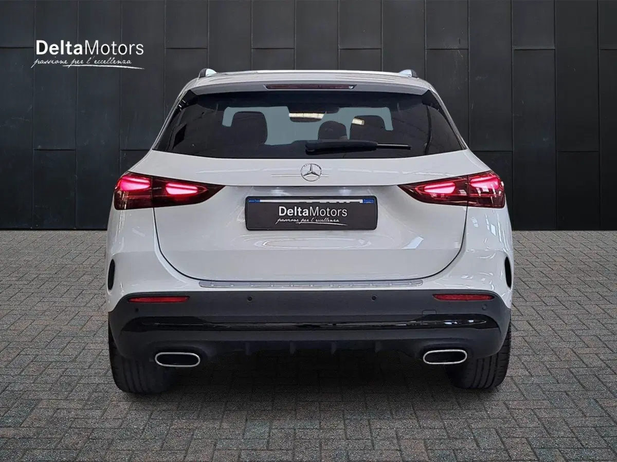 Mercedes-Benz GLA SUV usata a Rimini (4)