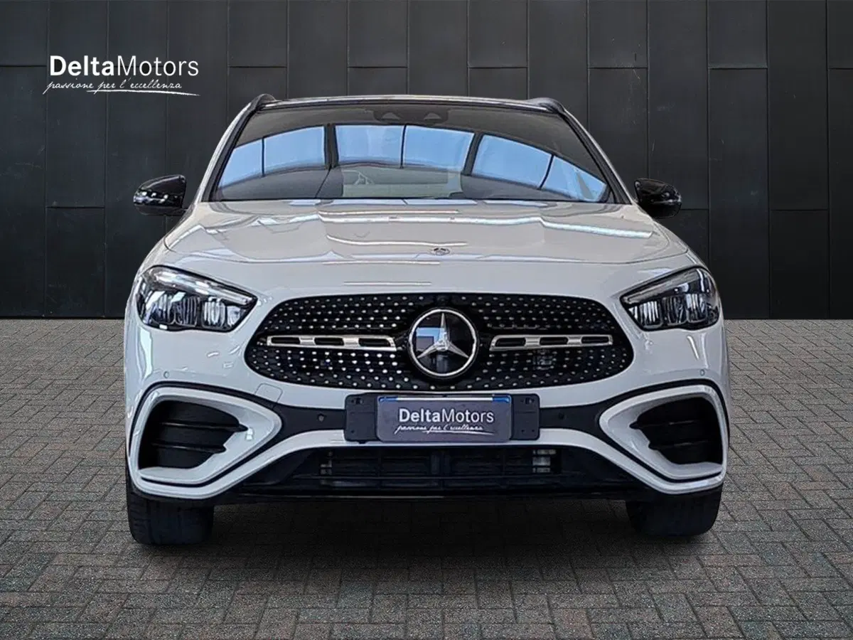 Mercedes-Benz GLA SUV usata a Rimini (6)