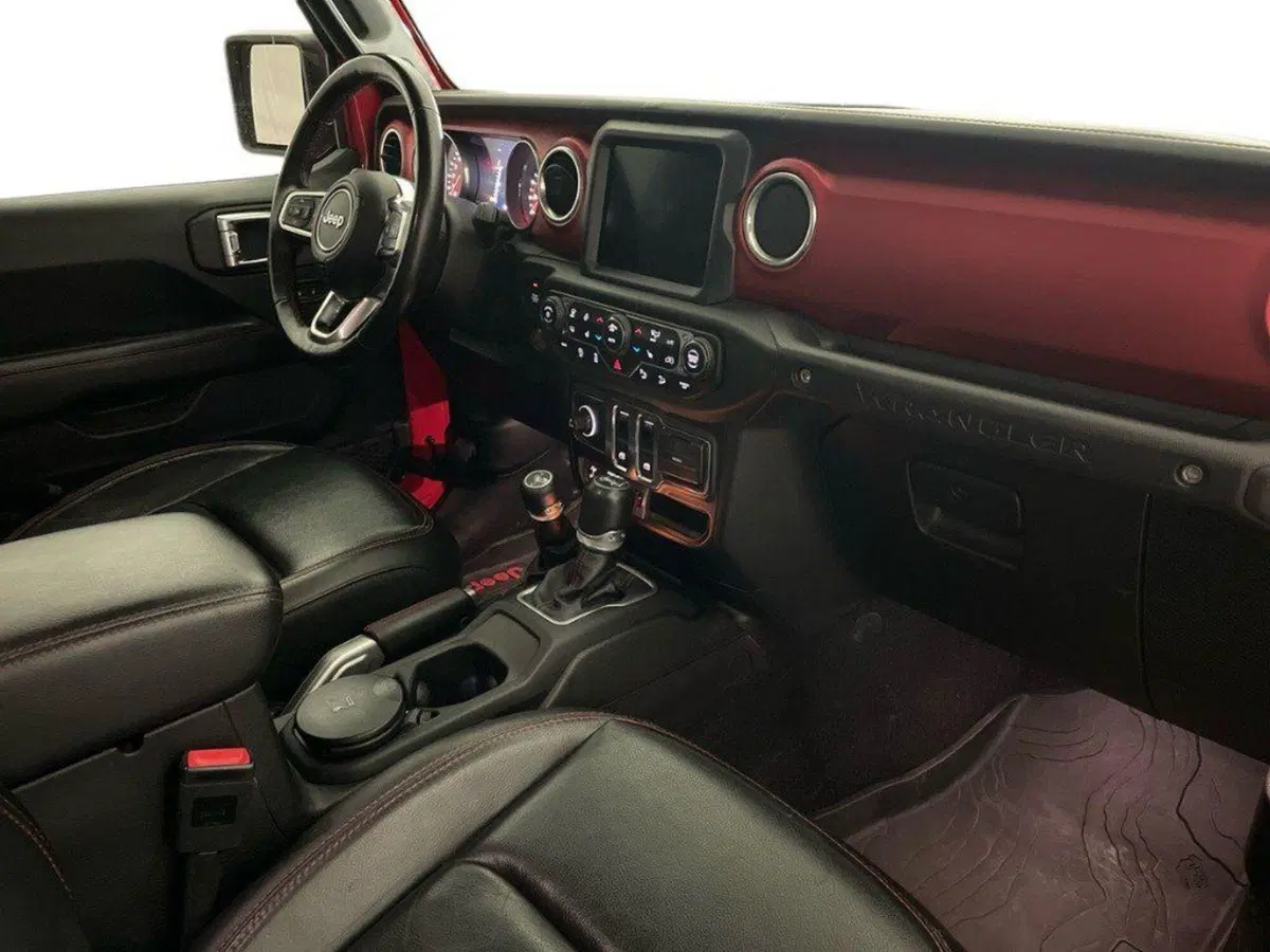 Jeep Wrangler usata a Macerata (12)