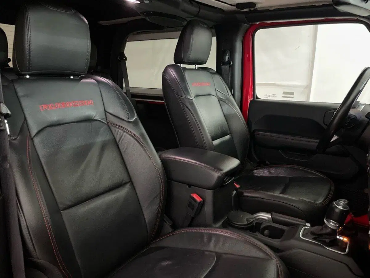 Jeep Wrangler usata a Macerata (14)