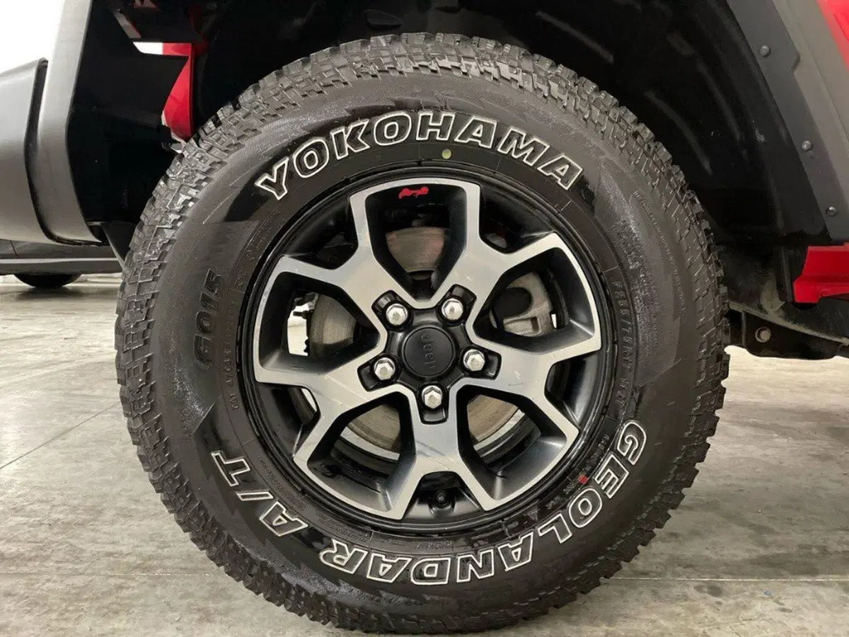 Jeep Wrangler usata a Macerata (8)