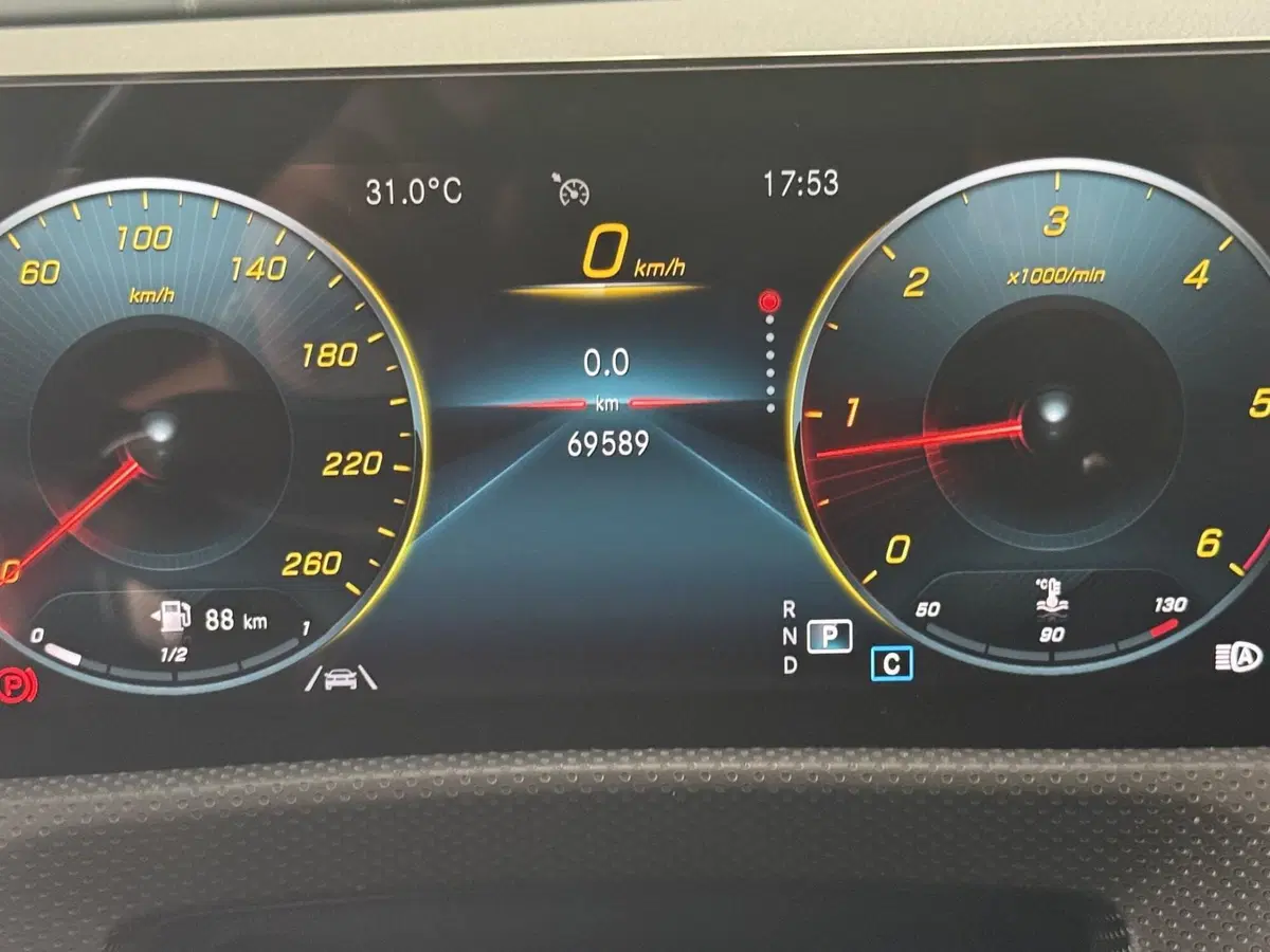 Mercedes-Benz Classe A usata a Napoli (10)