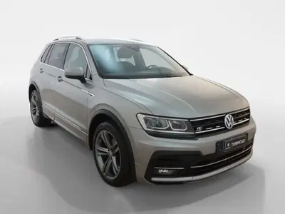 Volkswagen Tiguan 2.0 TDI 150 CV SCR DSG 4MOTION R-Line del 2019 usata a Torino