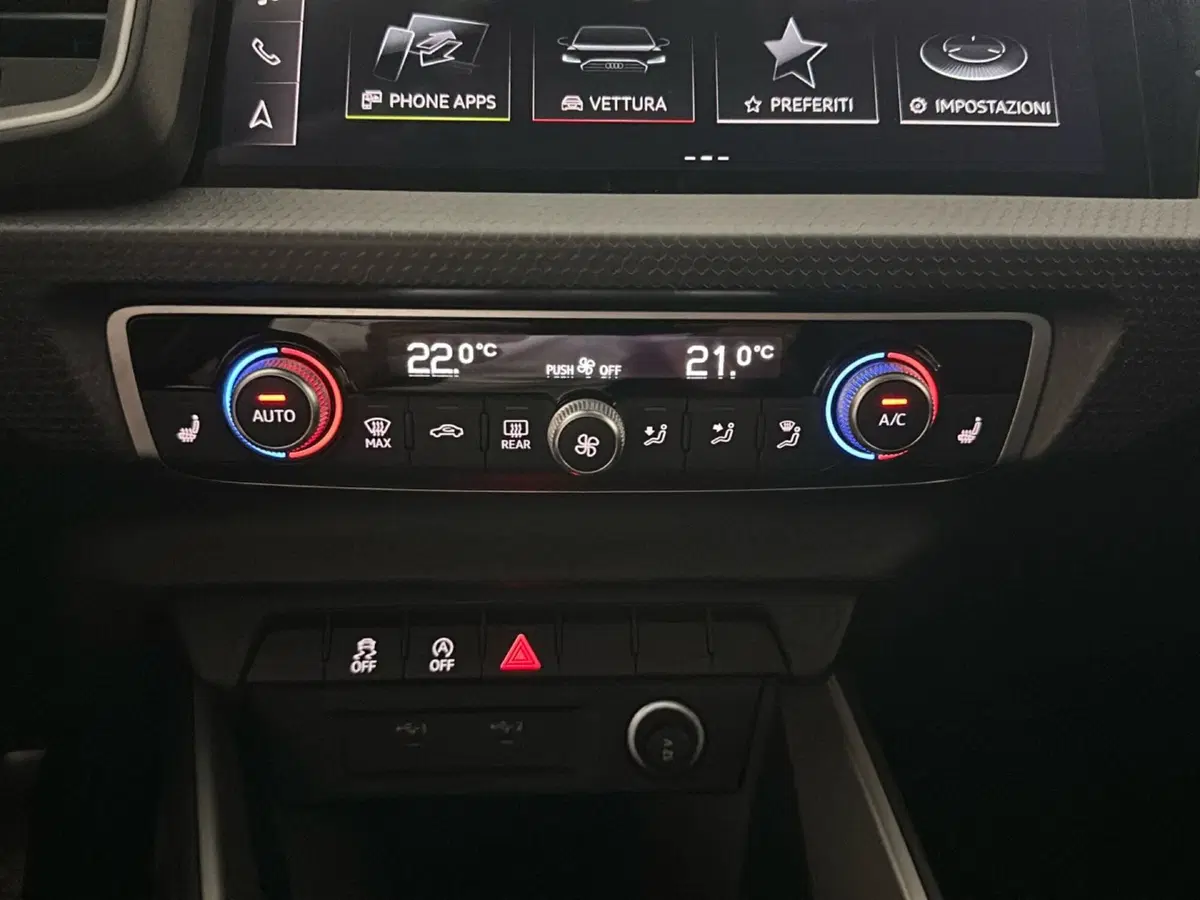 Audi A1 Sportback usata a Napoli (16)