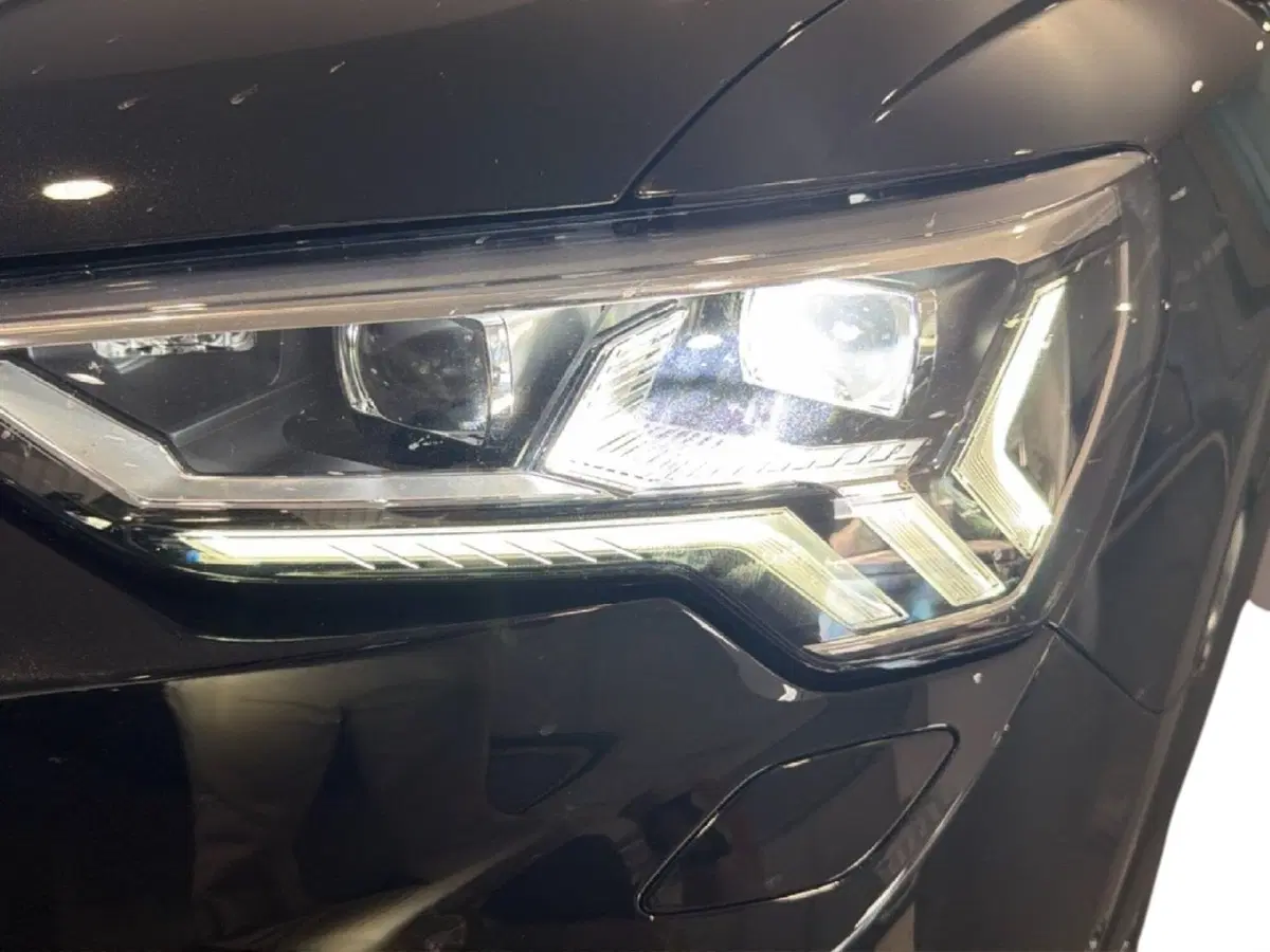 Audi Q3 Sportback usata a Napoli (19)