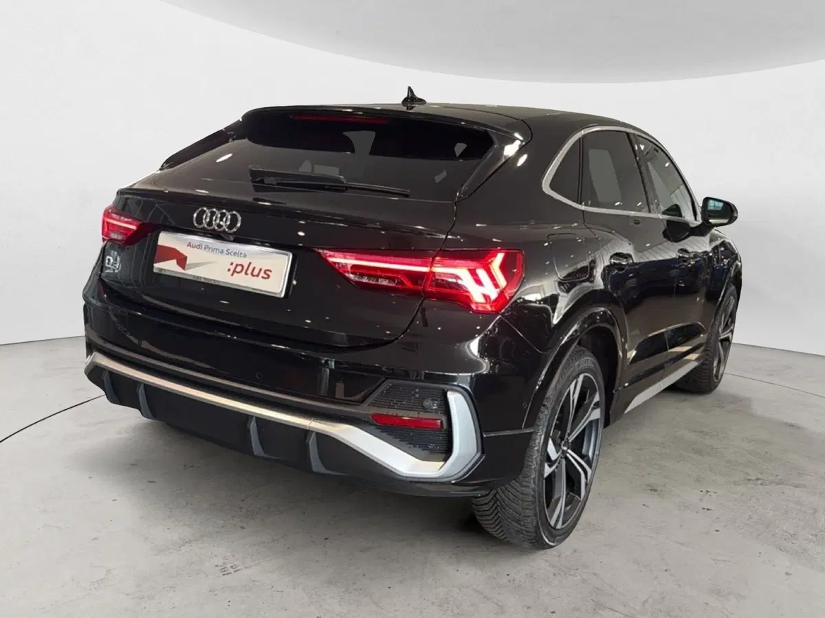 Audi Q3 Sportback usata a Napoli (4)