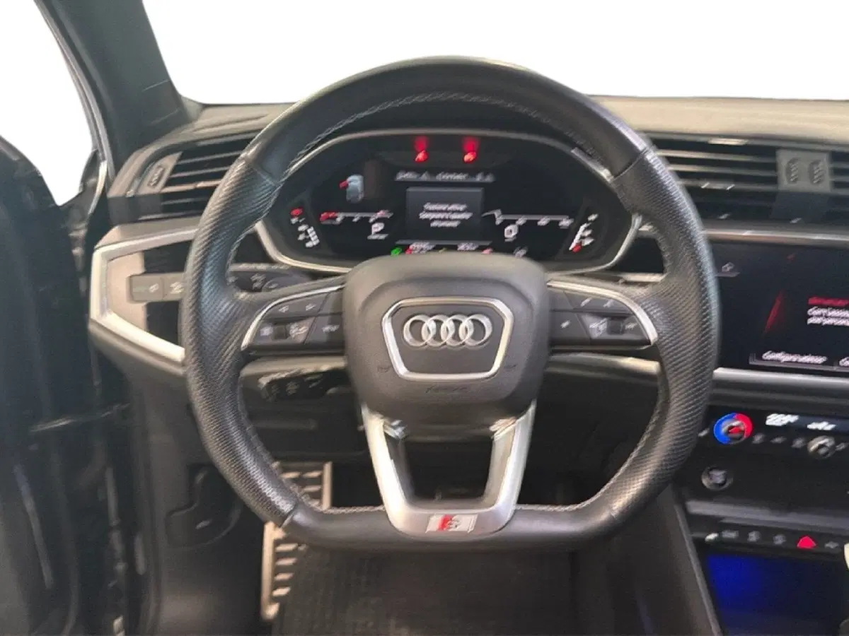 Audi Q3 Sportback usata a Napoli (9)