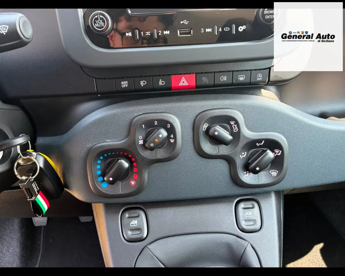 Fiat Pandina nuova a Lucca (14)