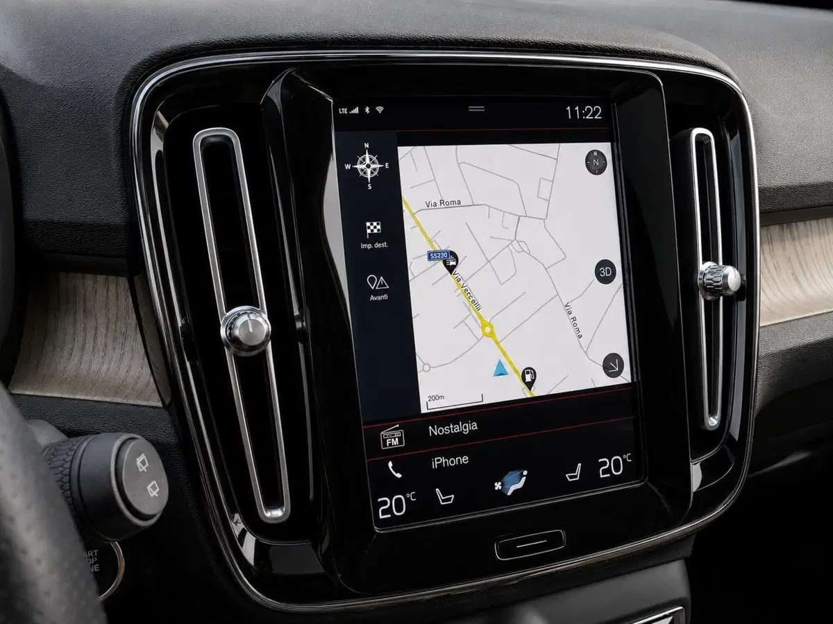 Volvo XC40 usata a Vercelli (16)