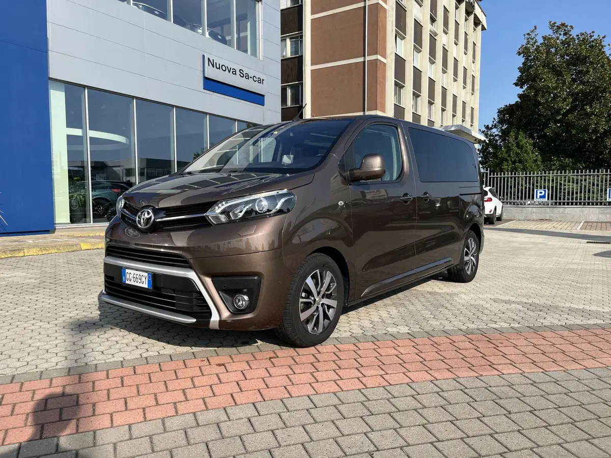 Toyota Proace Verso usata a Vercelli (2)