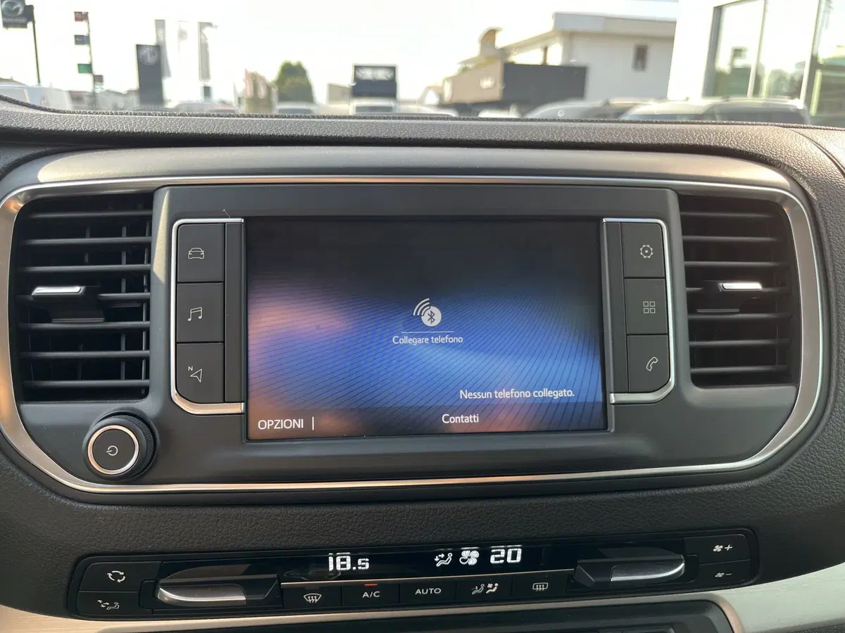 Toyota Proace Verso usata a Vercelli (8)