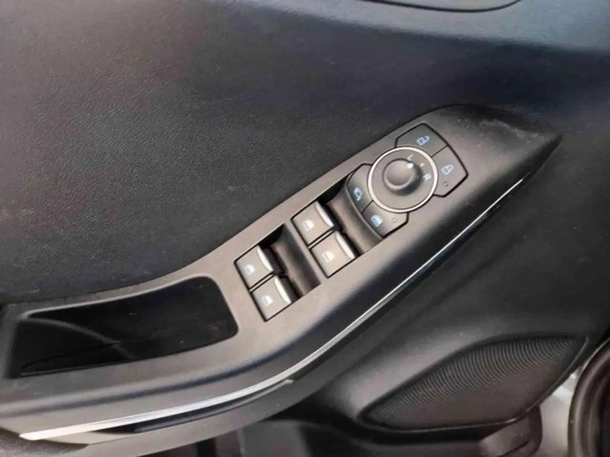 Ford Puma usata a Bologna (16)