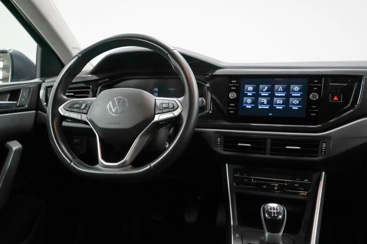 Volkswagen Polo usata a Varese (11)