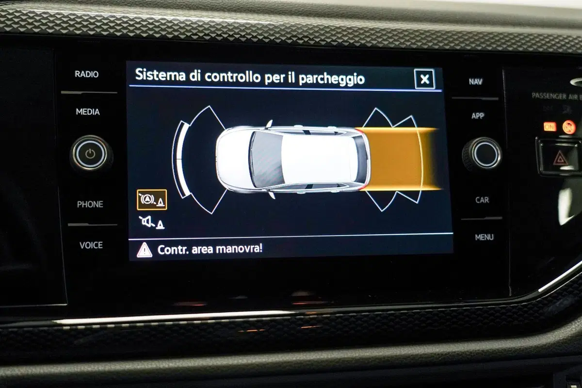 Volkswagen Polo usata a Varese (16)