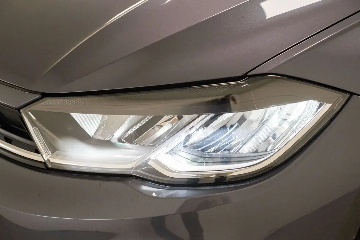 Volkswagen Polo usata a Varese (8)