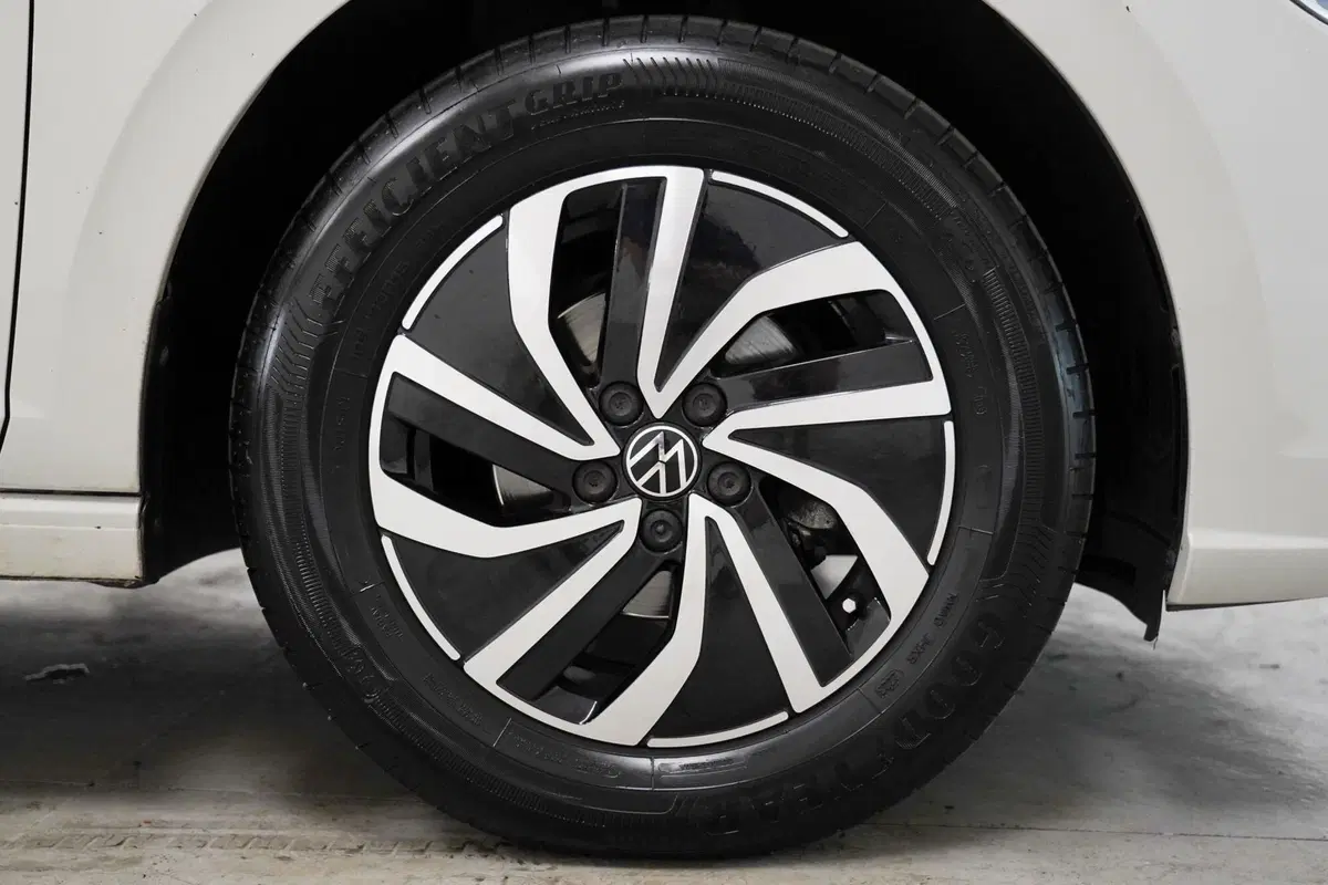 Volkswagen Polo usata a Varese (7)